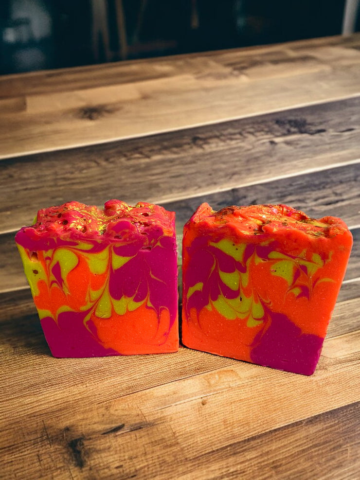 Vegan soap with fruity fragrance